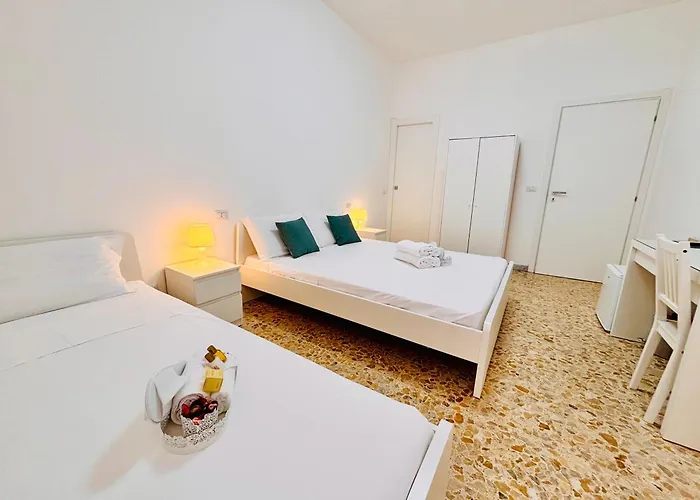 Residenza Degli Acquedotti 4* Roma